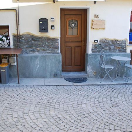 Maisonette Nus Buitenkant foto